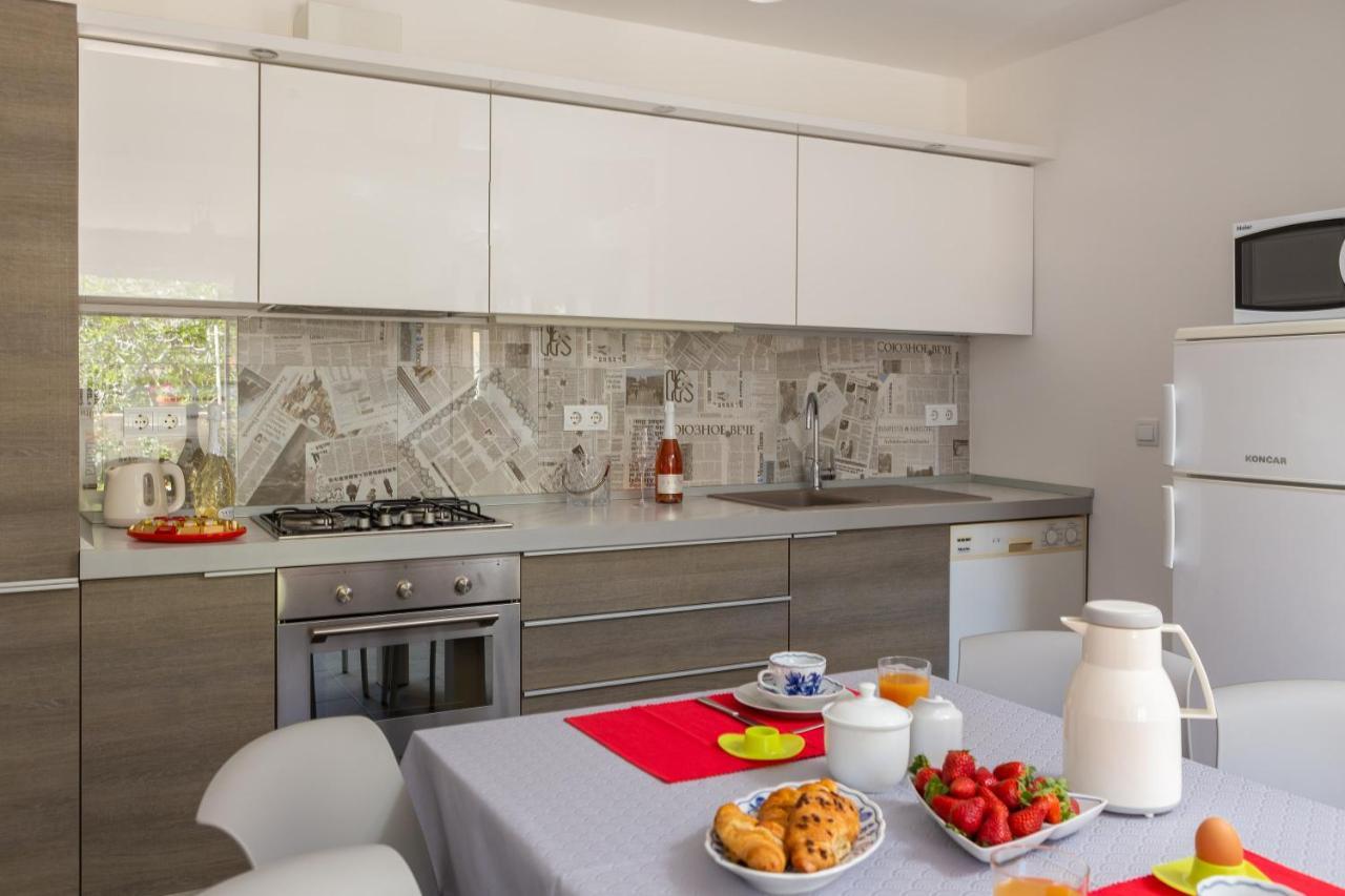 Seaside Apartment Kamelia Mimice Exterior photo